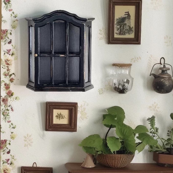 Винтажный настенный шкаф из со – обзор и цена Vintage Collectible Furniture